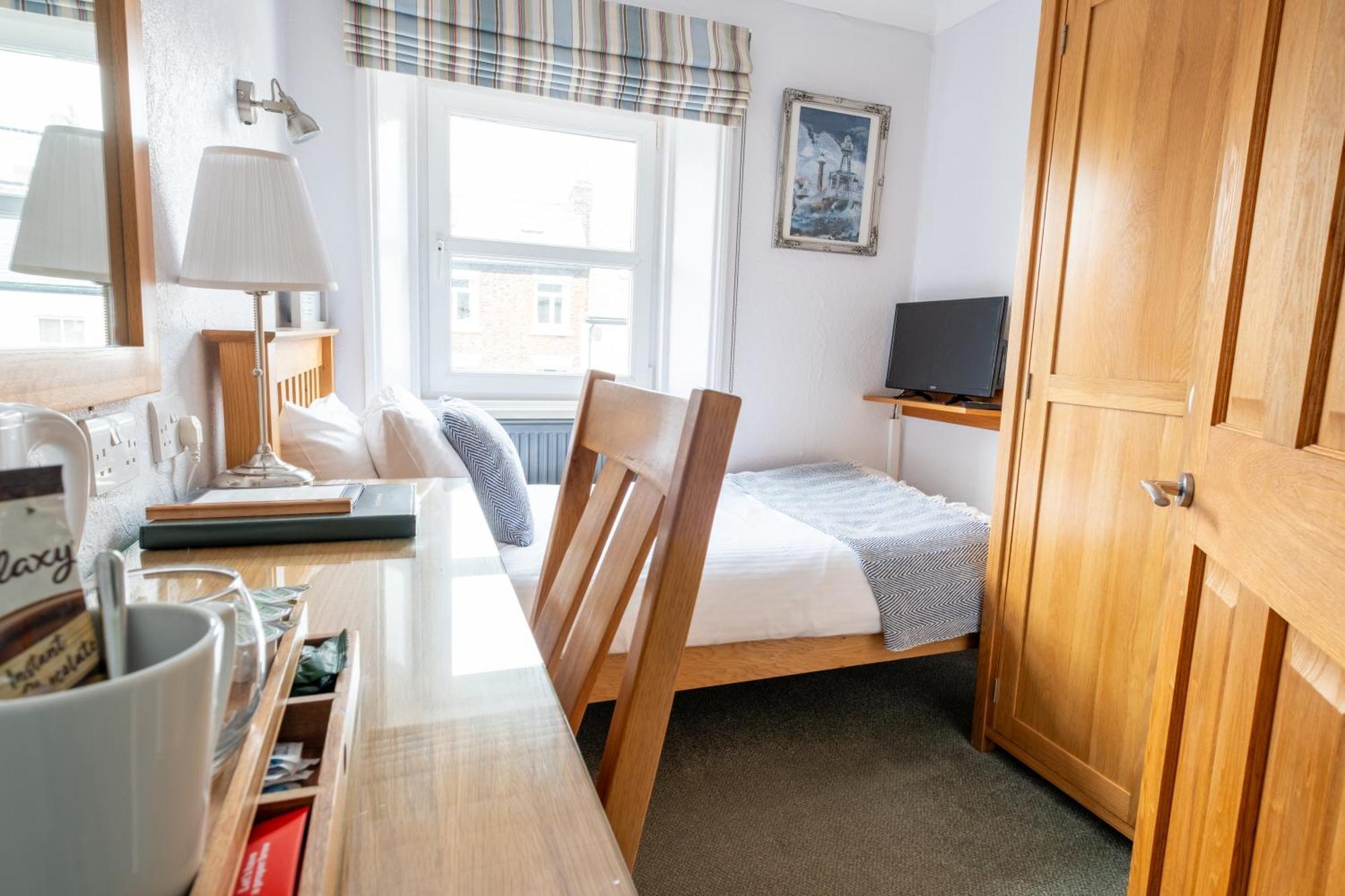 Number 7 Guest House Whitby Dış mekan fotoğraf