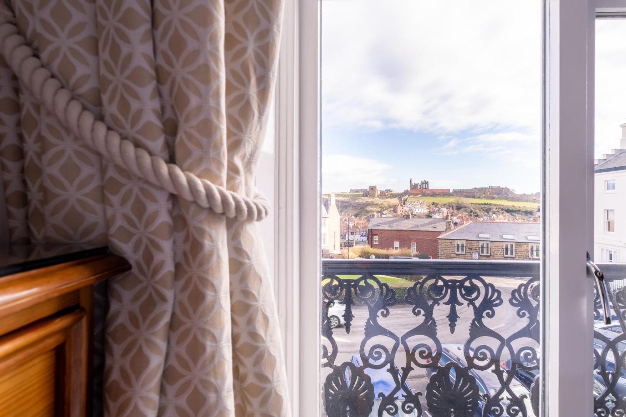 Number 7 Guest House Whitby Dış mekan fotoğraf