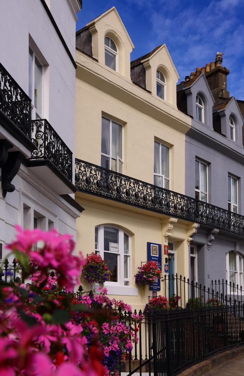 Number 7 Guest House Whitby Dış mekan fotoğraf